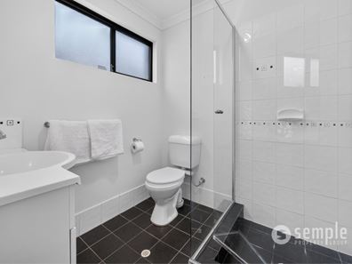 16/7 Barfield Road, Hammond Park WA 6164