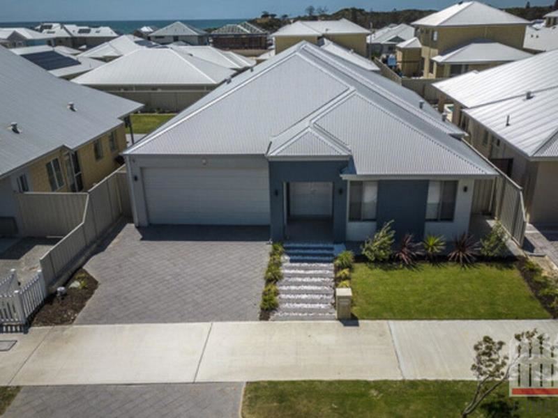 9 Lookout Drive, Yanchep WA 6035