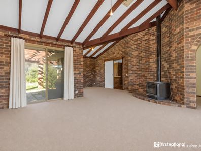 18 San Miguel Drive, Leeming WA 6149