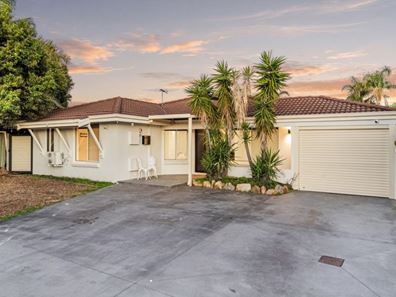 14 Bougainvillea Court, Marangaroo WA 6064