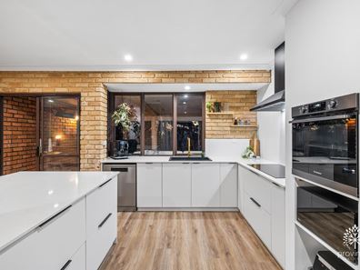 11 Oxley Place, Darlington WA 6070