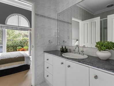 50 Jewell Lane, East Perth WA 6004
