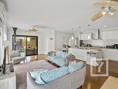 4 St Michaels Parkway, Dunsborough WA 6281