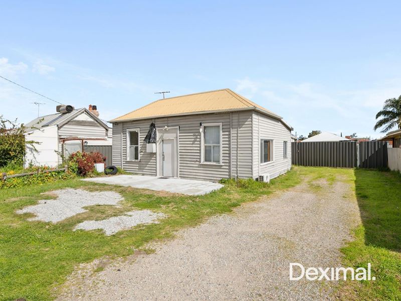 213 Sevenoaks Street, Cannington WA 6107