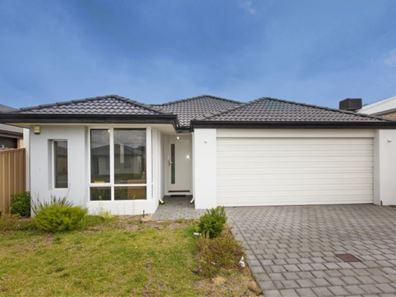 15 Corrour Bend, Bertram WA 6167