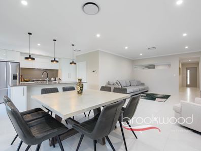 15 Emerald Street, Henley Brook WA 6055