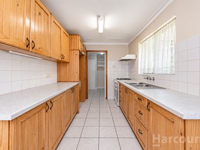 29 Goomarl Street, Dudley Park WA 6210