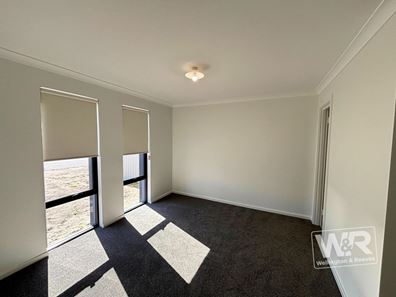 25A Boorara Way, Mckail WA 6330