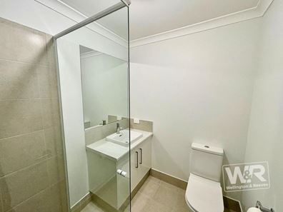 25A Boorara Way, Mckail WA 6330
