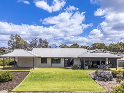 36 Rackenford Drive, Gingin WA 6503
