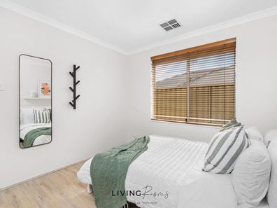 Room/2  24 Belfast Crescent, Ridgewood WA 6030