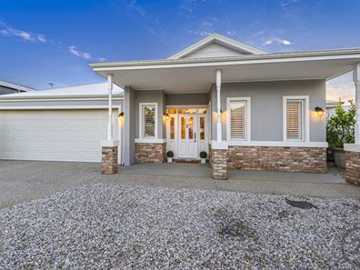 94 Headingley Link, Meadow Springs WA 6210