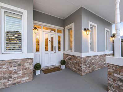 94 Headingley Link, Meadow Springs WA 6210