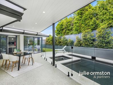 15A Cascade Close, Woodvale WA 6026