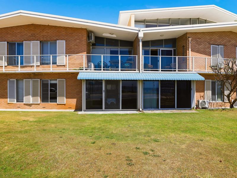 7/153 Esplanade, Rockingham WA 6168