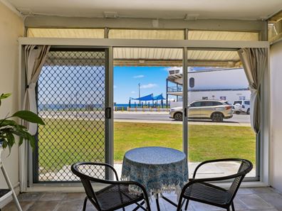 7/153 Esplanade, Rockingham WA 6168