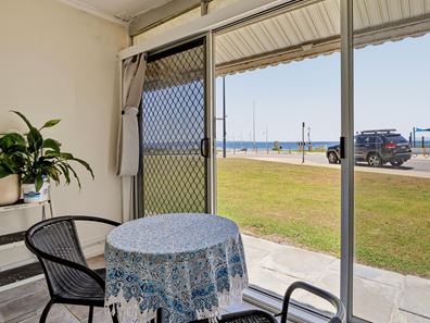 7/153 Esplanade, Rockingham WA 6168