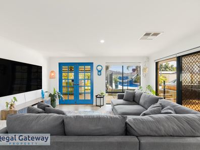 8 Hawea Chase, Success WA 6164