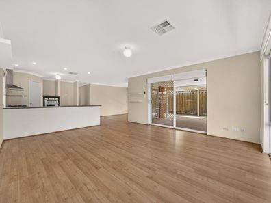 36 Birkett Circle, Ellenbrook WA 6069