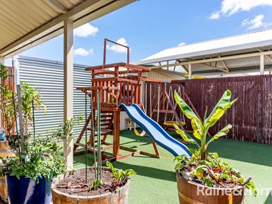 35 Wisteria Crescent, Pinjarra WA 6208