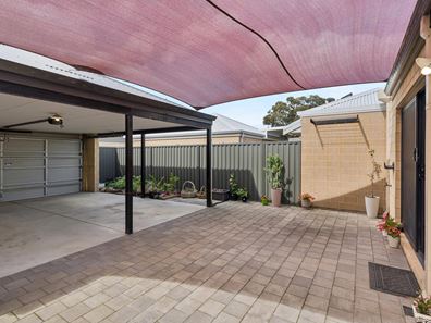 10 Breccia Parade, Wellard WA 6170