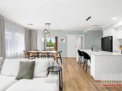 74 Denmark Loop, South Guildford WA 6055