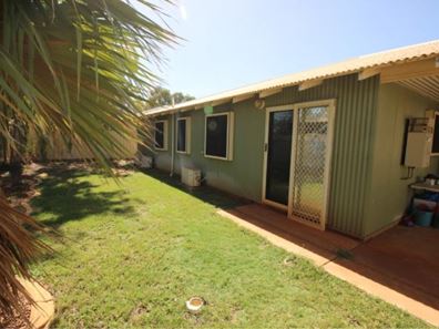 8/4 Reynolds Place, South Hedland WA 6722