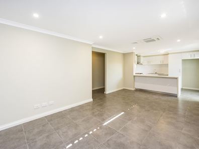 1/76 Epsom  Avenue, Belmont WA 6104