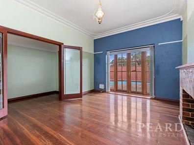 44 Salisbury Street, St James WA 6102