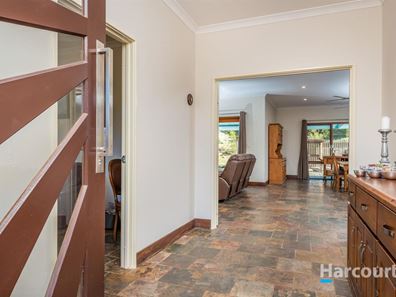 348 Meadowbrook Ramble, Bullsbrook WA 6084