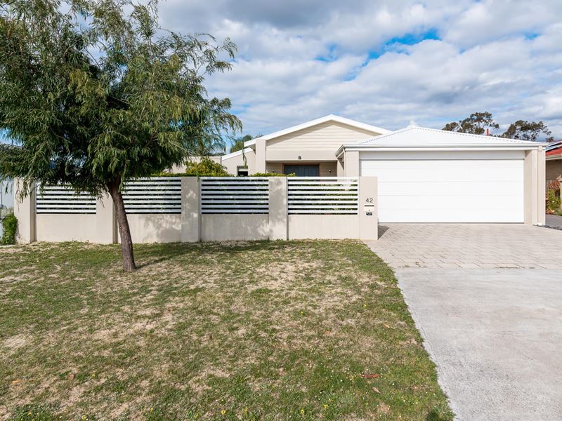 42 Irwin Road, Embleton