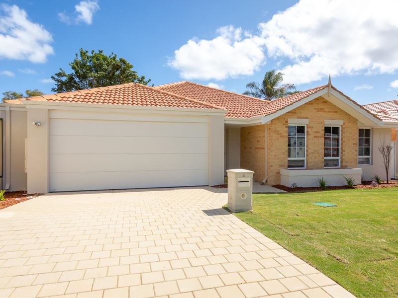 4 Jimmons Way, Thornlie WA 6108