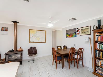 18 Jacana Way, Halls Head WA 6210