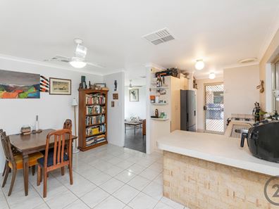 18 Jacana Way, Halls Head WA 6210