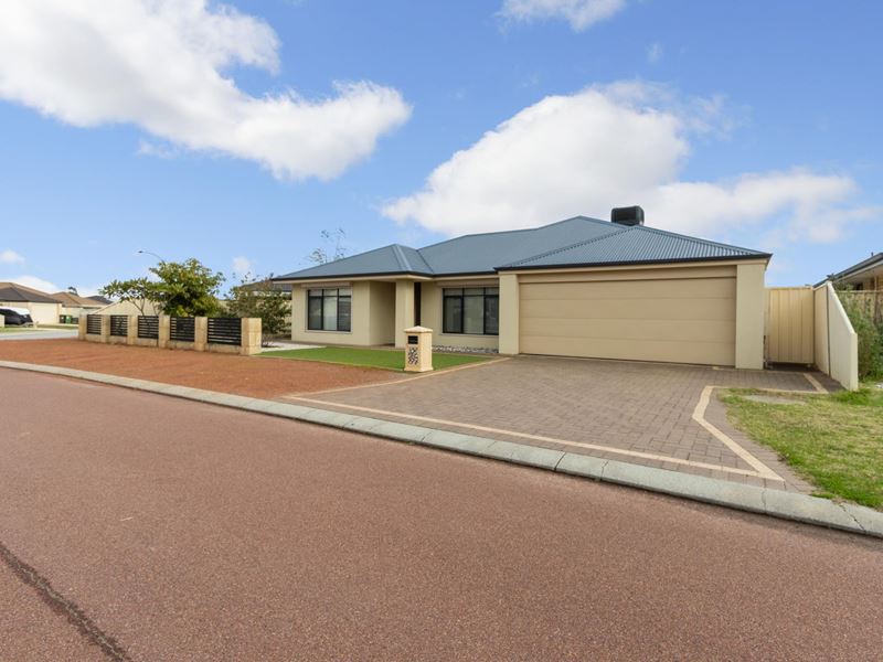 33 Morolo Street, Seville Grove WA 6112
