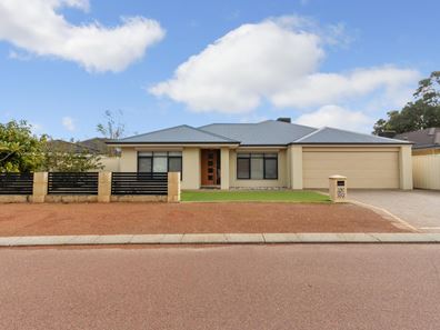 33 Morolo Street, Seville Grove WA 6112