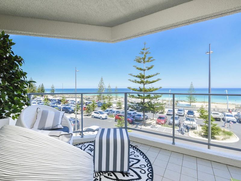 305/170 The Esplanade, Scarborough