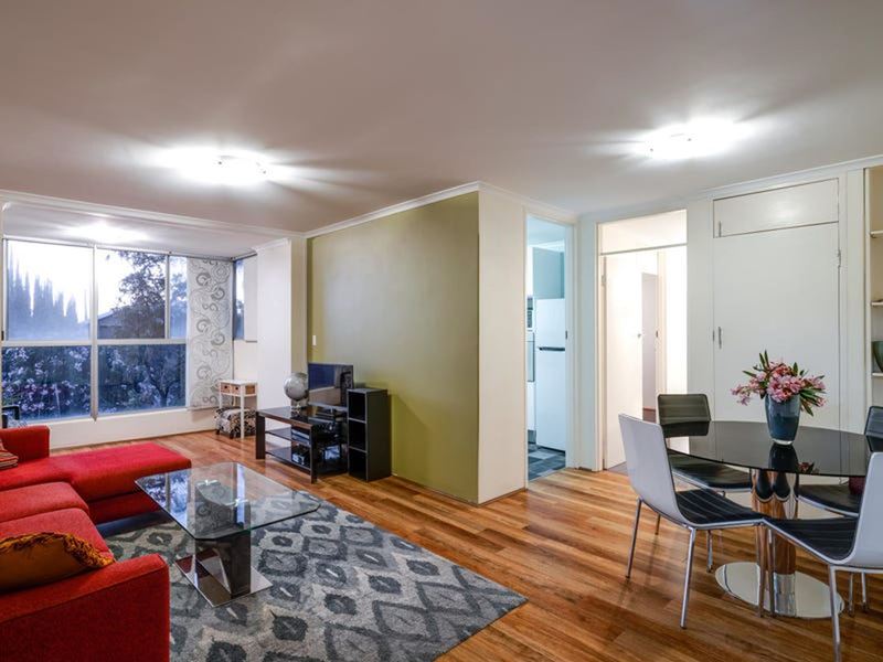 11/40 Pollard Street, Glendalough
