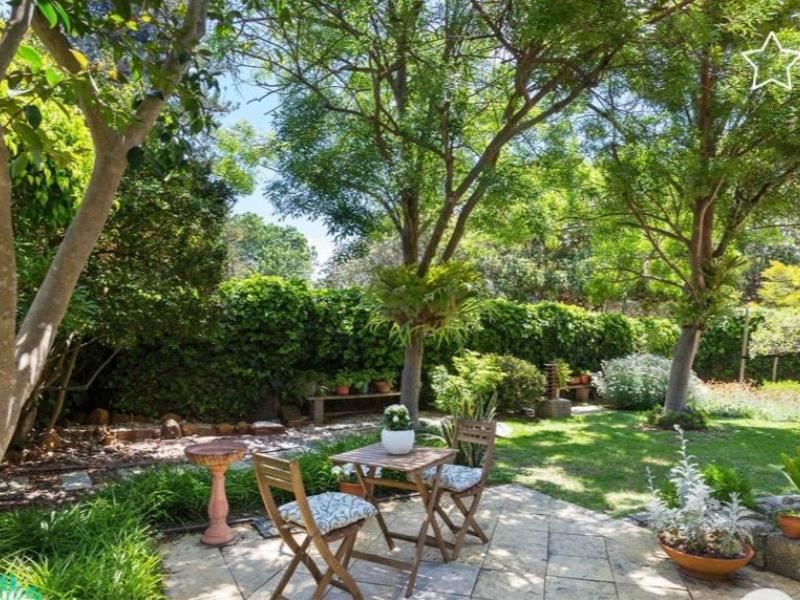 16 Tyrell Street, Nedlands
