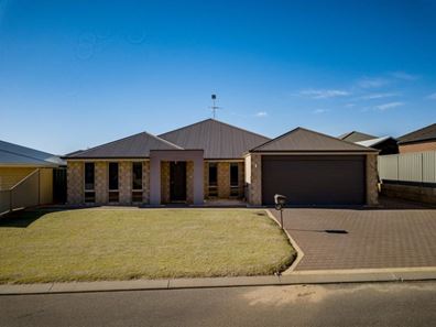 19 Beachcomber Hill, Glenfield WA 6532