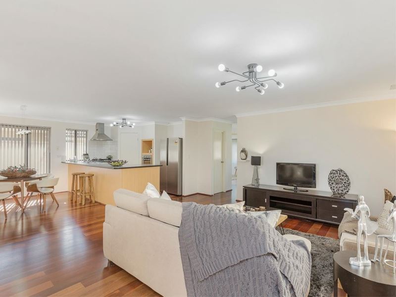 27 Fairvale Bend, Madeley