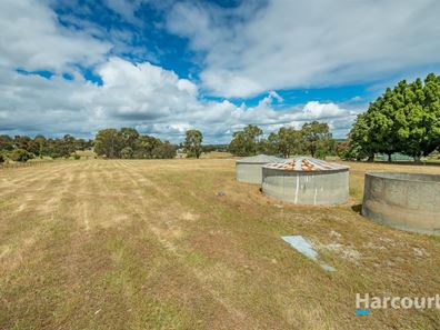 76 Limousin Way, Lower Chittering WA 6084