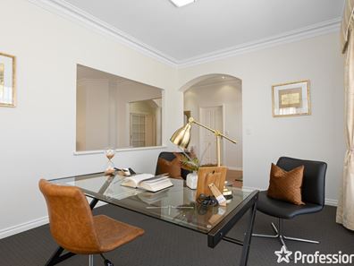 22 Christchurch Boulevard, Canning Vale WA 6155