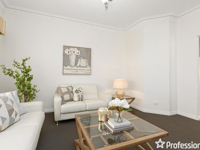 22 Christchurch Boulevard, Canning Vale WA 6155