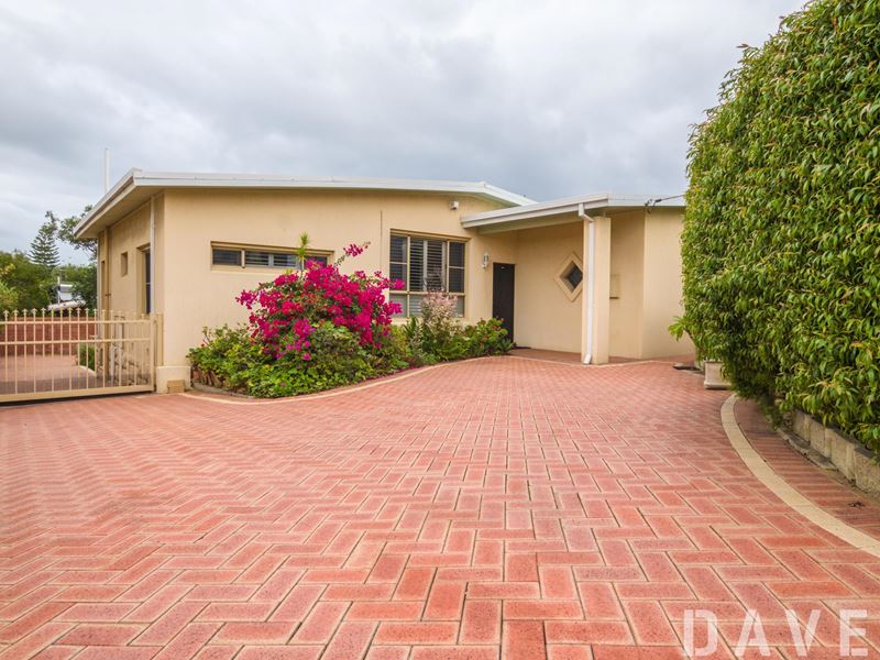 26 Lynn Street, Trigg WA 6029