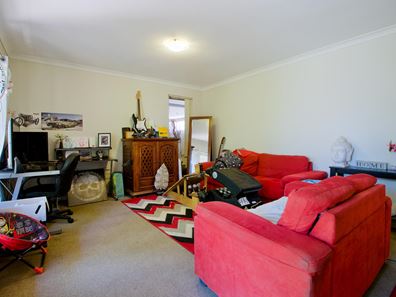 15 Menora Loop, Warnbro WA 6169