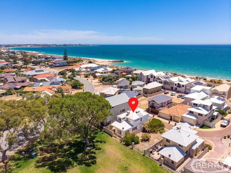 16/68 Hickman Road, Silver Sands