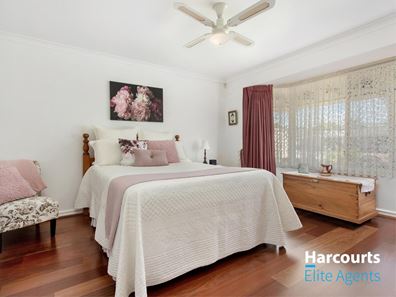 8 Cherbourg Grove, Port Kennedy WA 6172