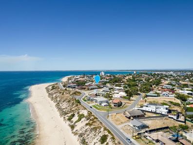 14 Mippi Road, Halls Head WA 6210
