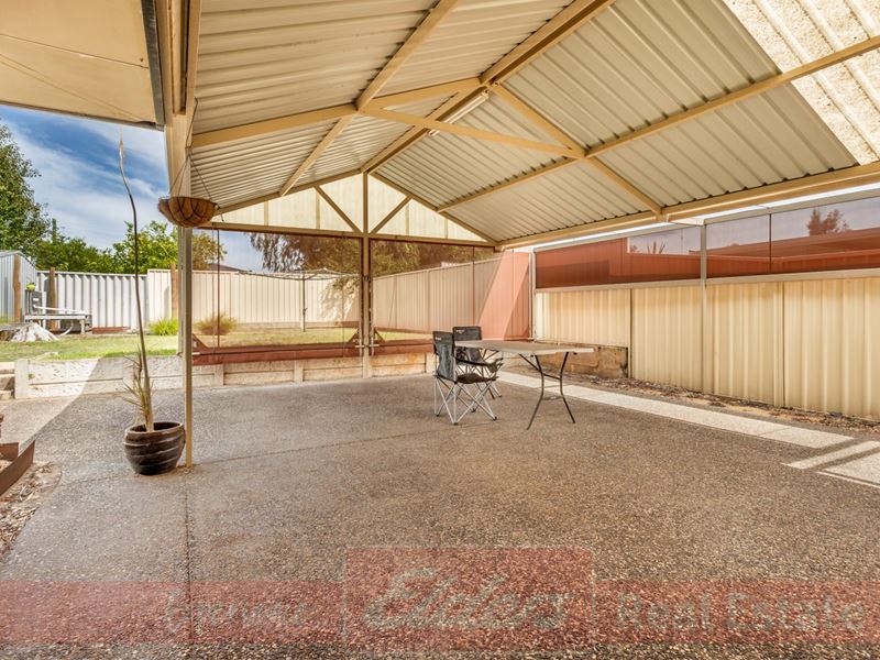 8 Godwin Street, Carey Park